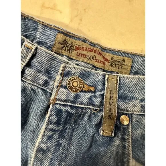 Levi’s Women’s 900 Series Jeans Size 8 High Rise Stretch Slim Flattering Fit - Picture 6 of 6